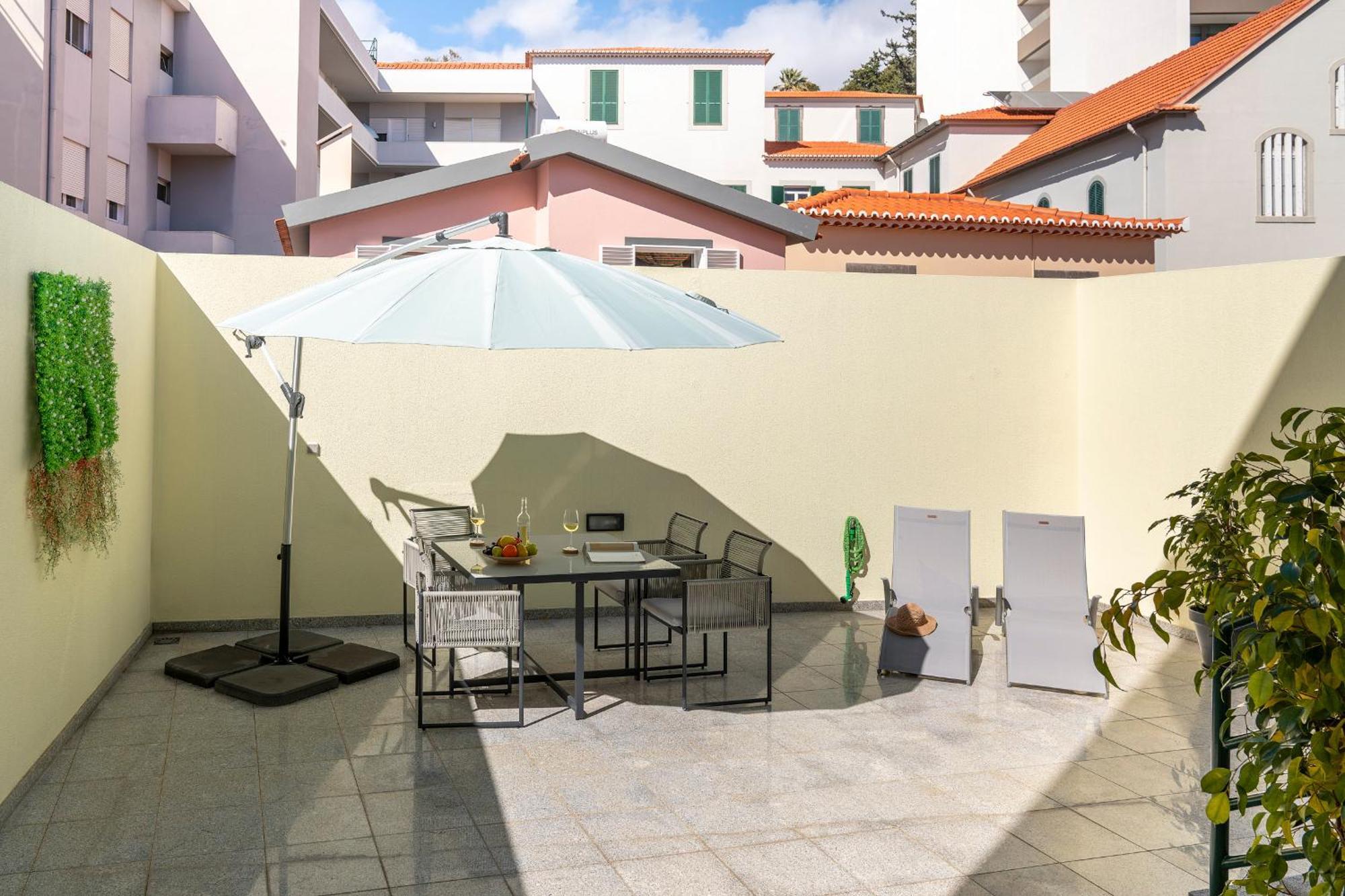 Apartamento Do Carmo By An Island Apart Funchal  Exterior photo